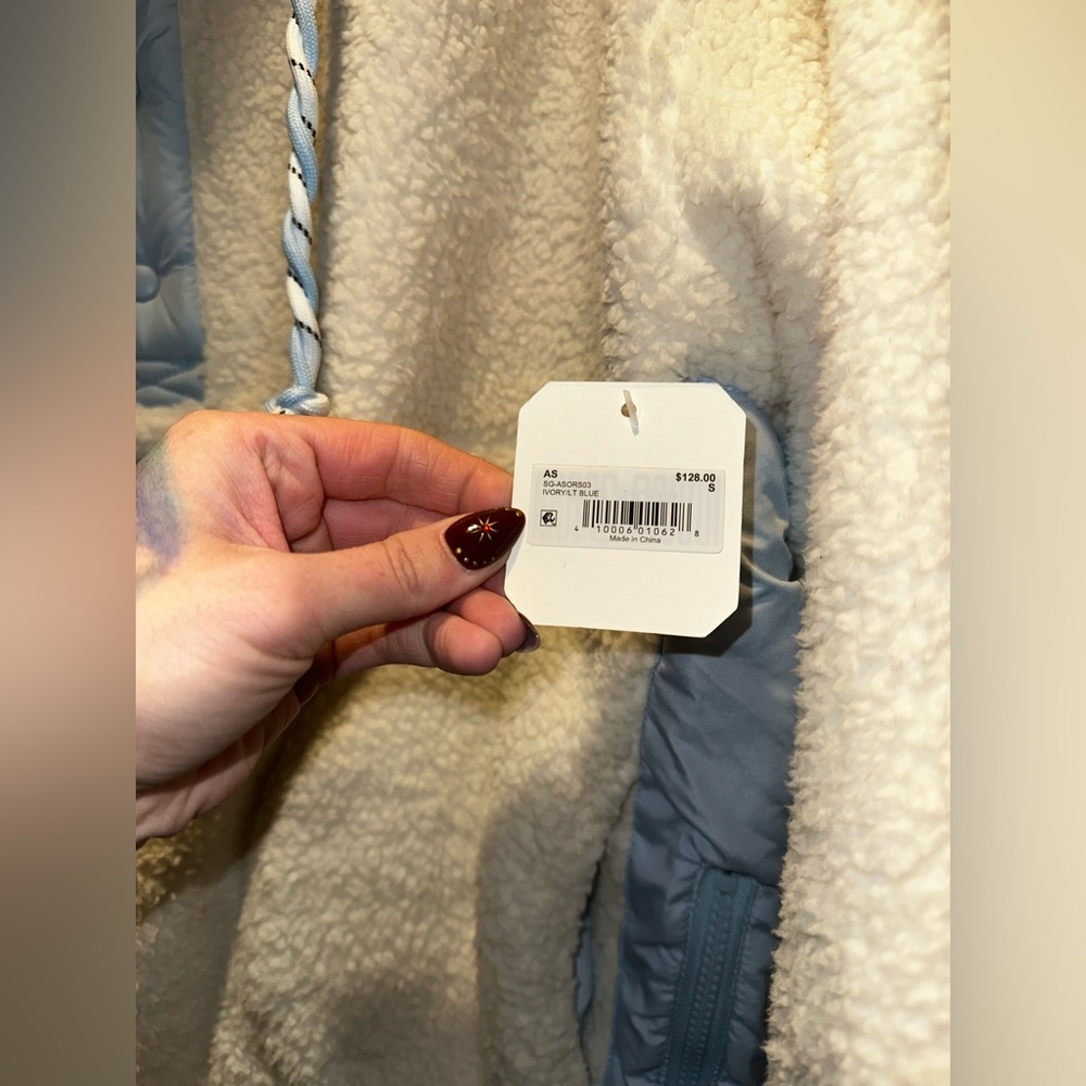 NWT Altar'd State Compare Frostbite Sherpa Pullover $128 MSRP - Picture 10 of 16